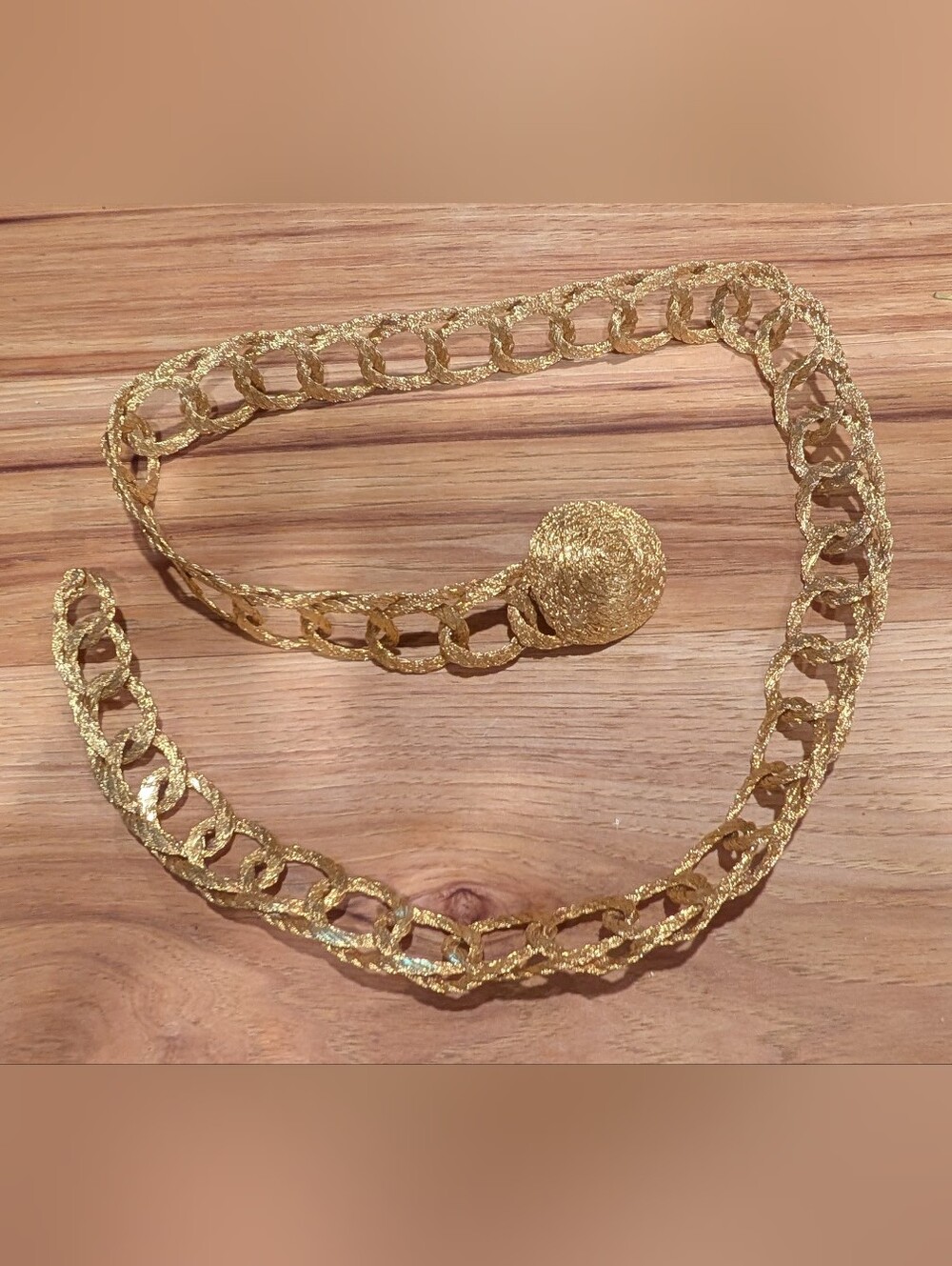 Gold Chain-Link Women's Belt with Decorative Knot